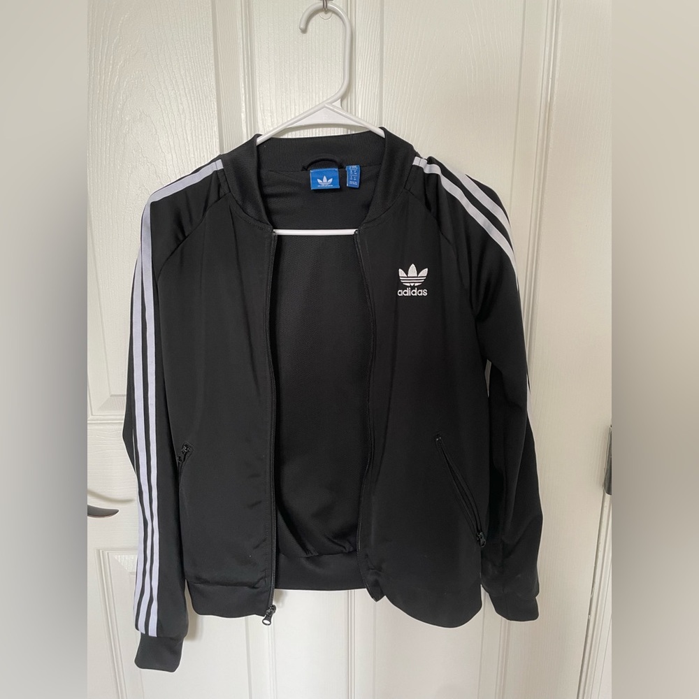 Adidas logo jacket - xs